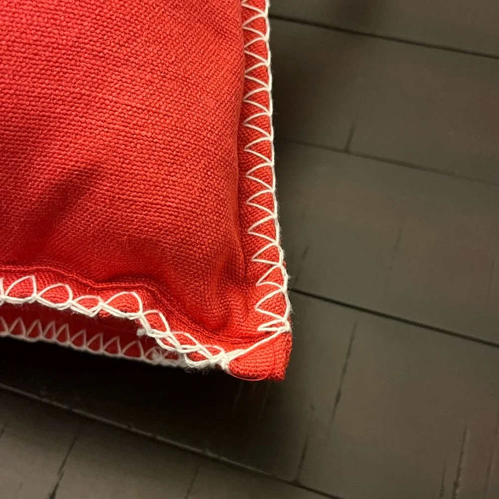 Ralph Lauren Set of 2 Indoor / Outdoor Pillows 20”x20” new red / tomato Patio